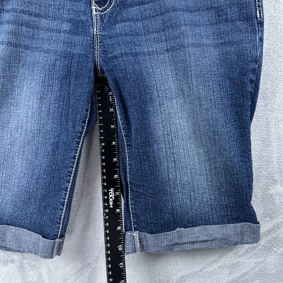 Jade Jeans Bermuda Shorts Womens Size 11/12 Embroidered Pockets Mid Rise Blue - Picture 7 of 10